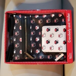 Minnie Mouse Crossbody and Wallet Set NWT